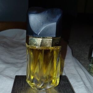 Nwob Women's perfume Estee lauder knowing. 75ml